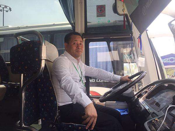 通勤車(chē)租賃