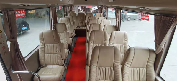 送你上班，接你下班，（班車巴士租賃）助你輕松通勤